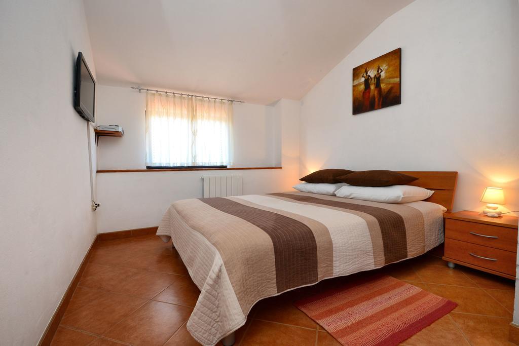 Apartment Lili Пореч Экстерьер фото